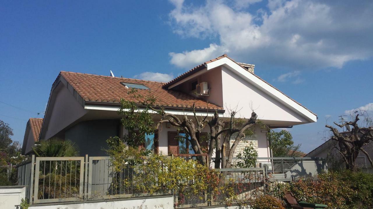 B&B Villa Noemi Формия Экстерьер фото